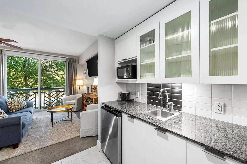 New Baytowne Bahia Breeze Pool View Apartment Destin