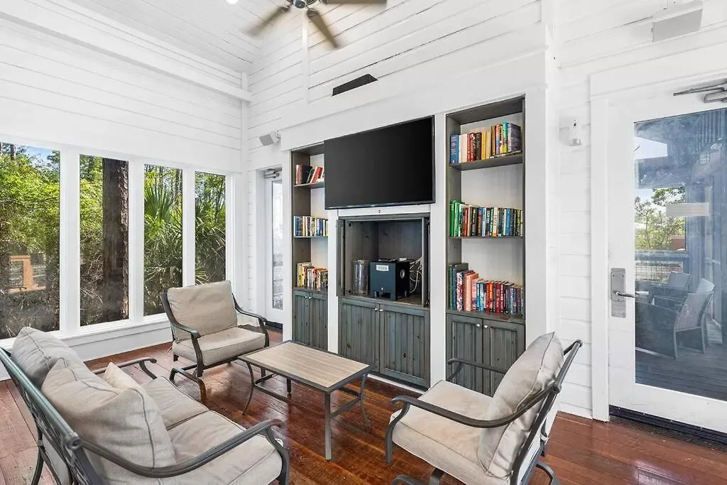 New Baytowne Bahia Breeze Pool View Apartment Destin