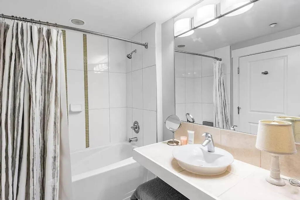 New Baytowne Bahia Breeze Pool View Apartment Destin