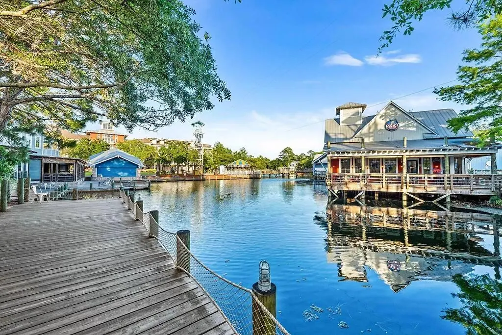 New Baytowne Bahia Breeze Pool View Apartment Destin