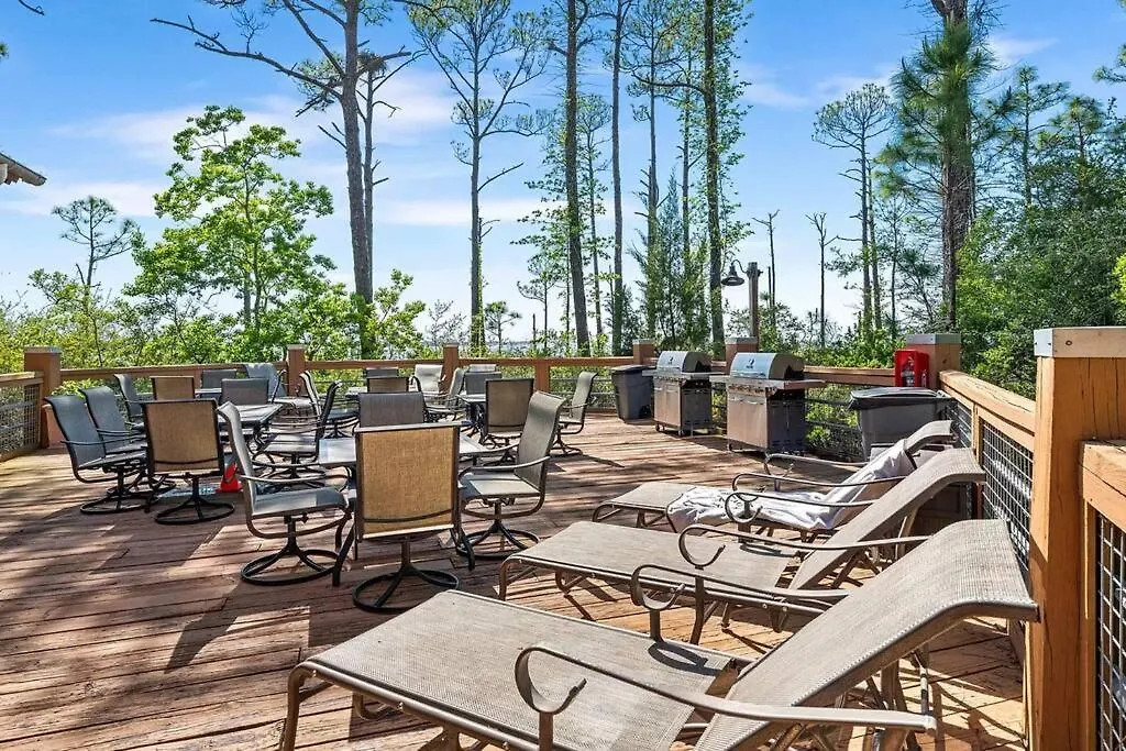 New Baytowne Bahia Breeze Pool View Apartment Destin